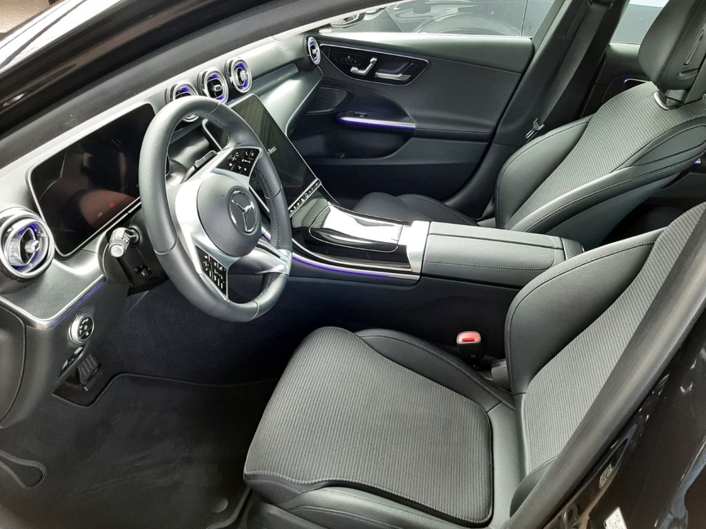 Mercedes-Benz C 300 2024