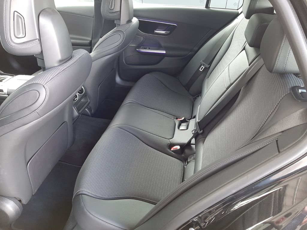 Mercedes-Benz C 300 2024