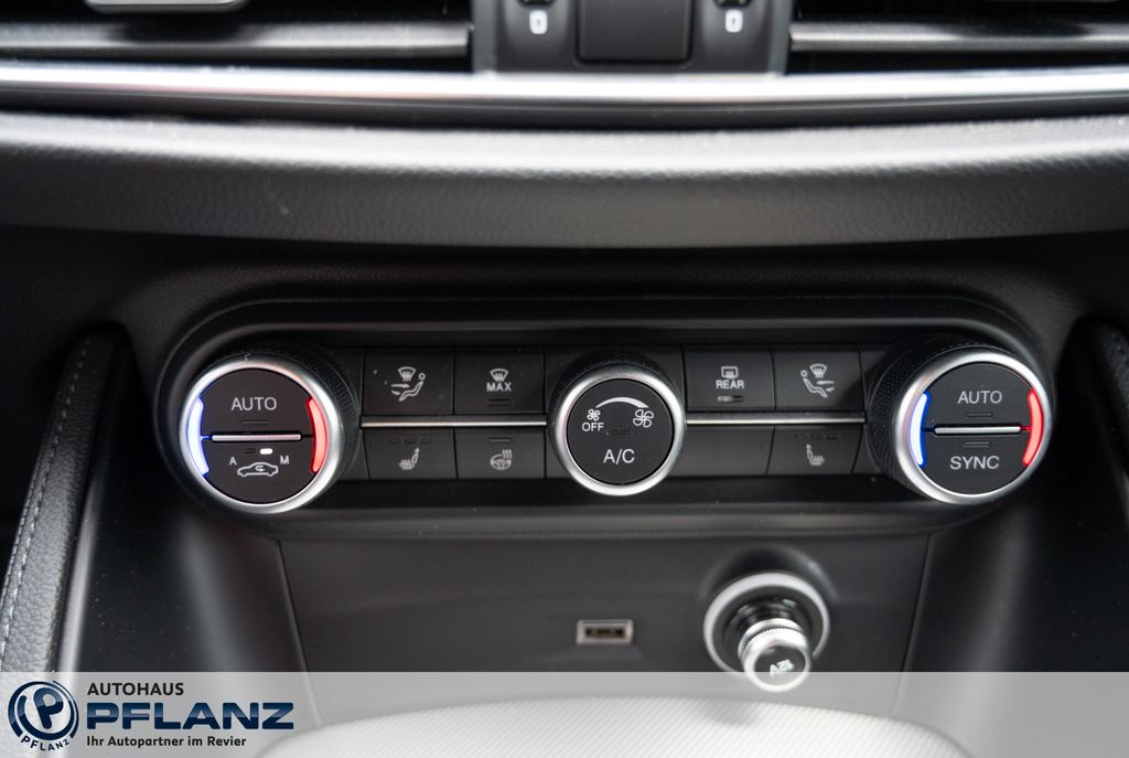 Alfa Romeo Stelvio 2024