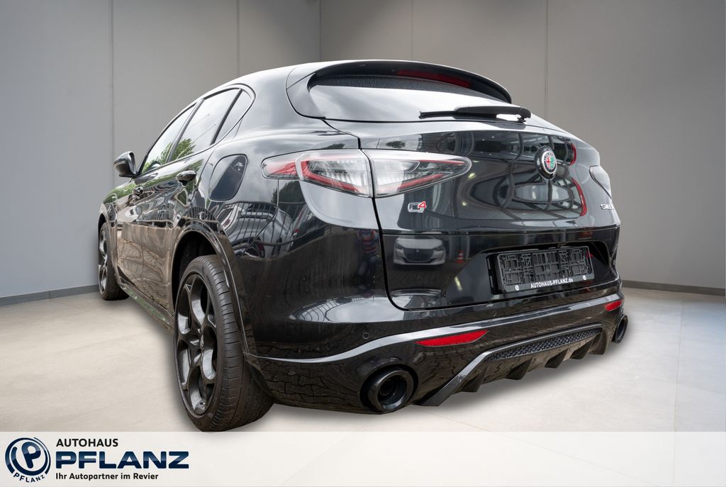 Alfa Romeo Stelvio 2024