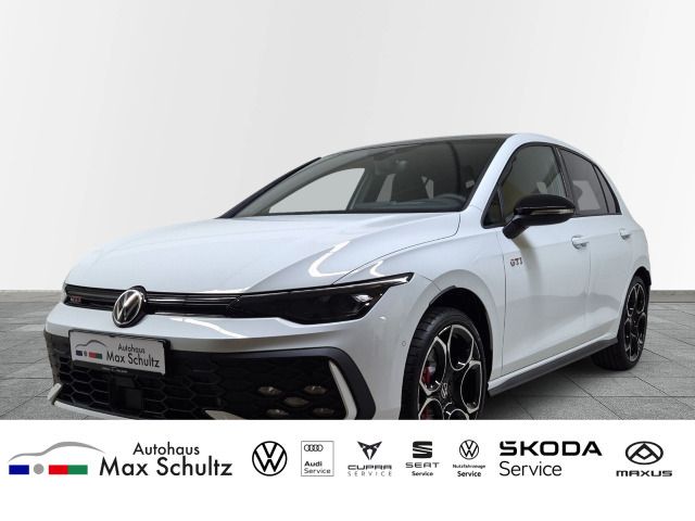 Volkswagen Golf 2025