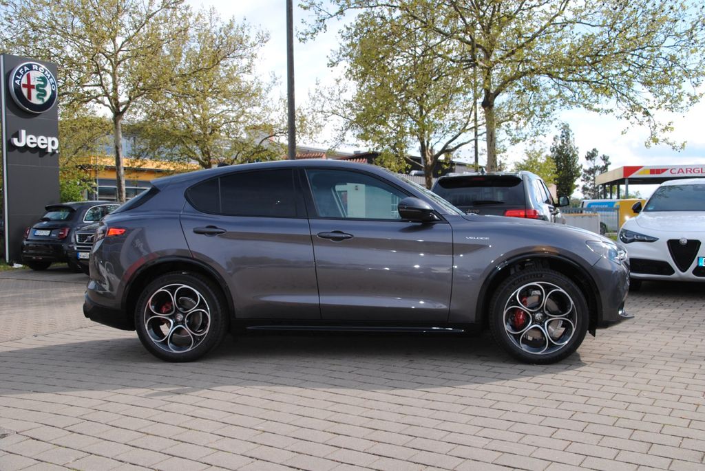 Alfa Romeo Stelvio 2025