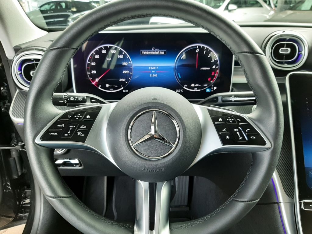 Mercedes-Benz C 300 2024