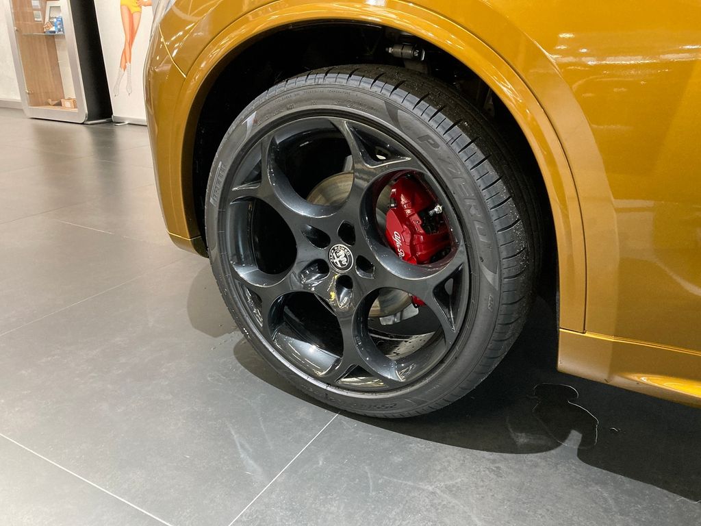 Alfa Romeo Stelvio 2022