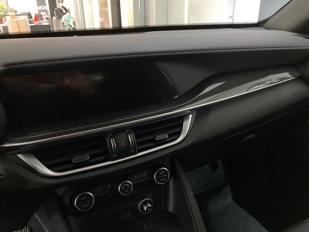 Alfa Romeo Stelvio 2022