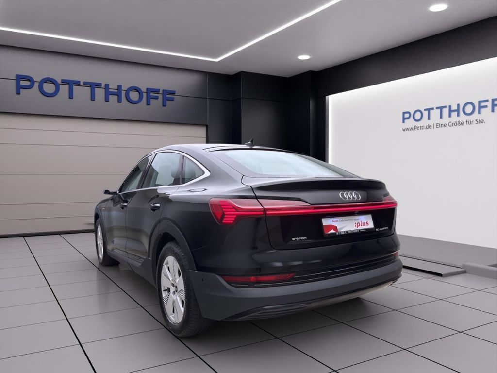 Audi e-tron 2021