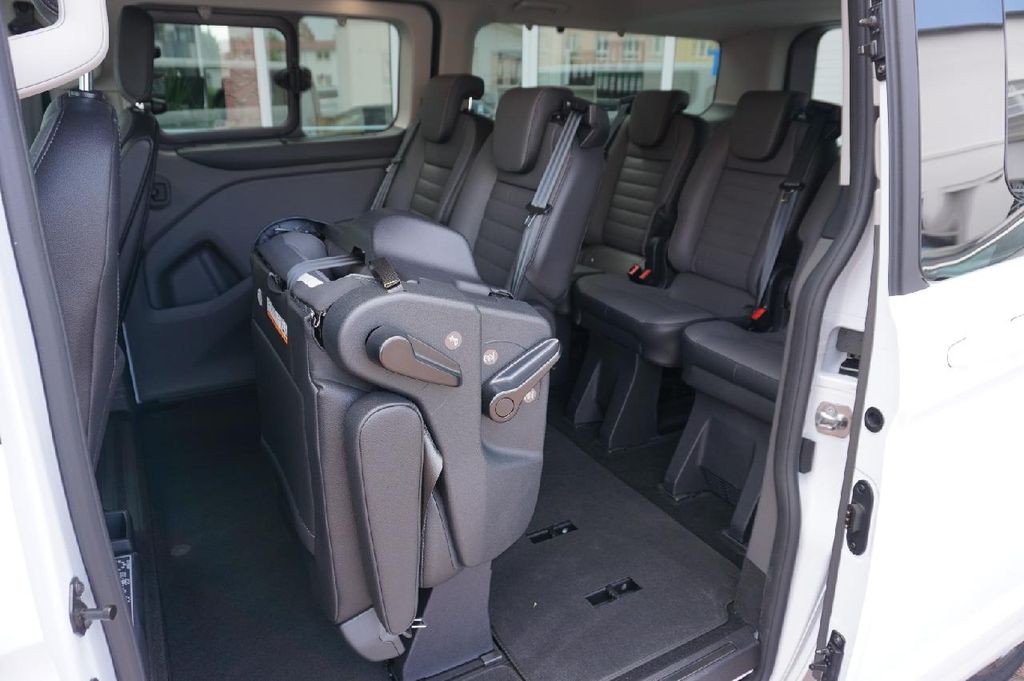 Ford Tourneo Custom 2022