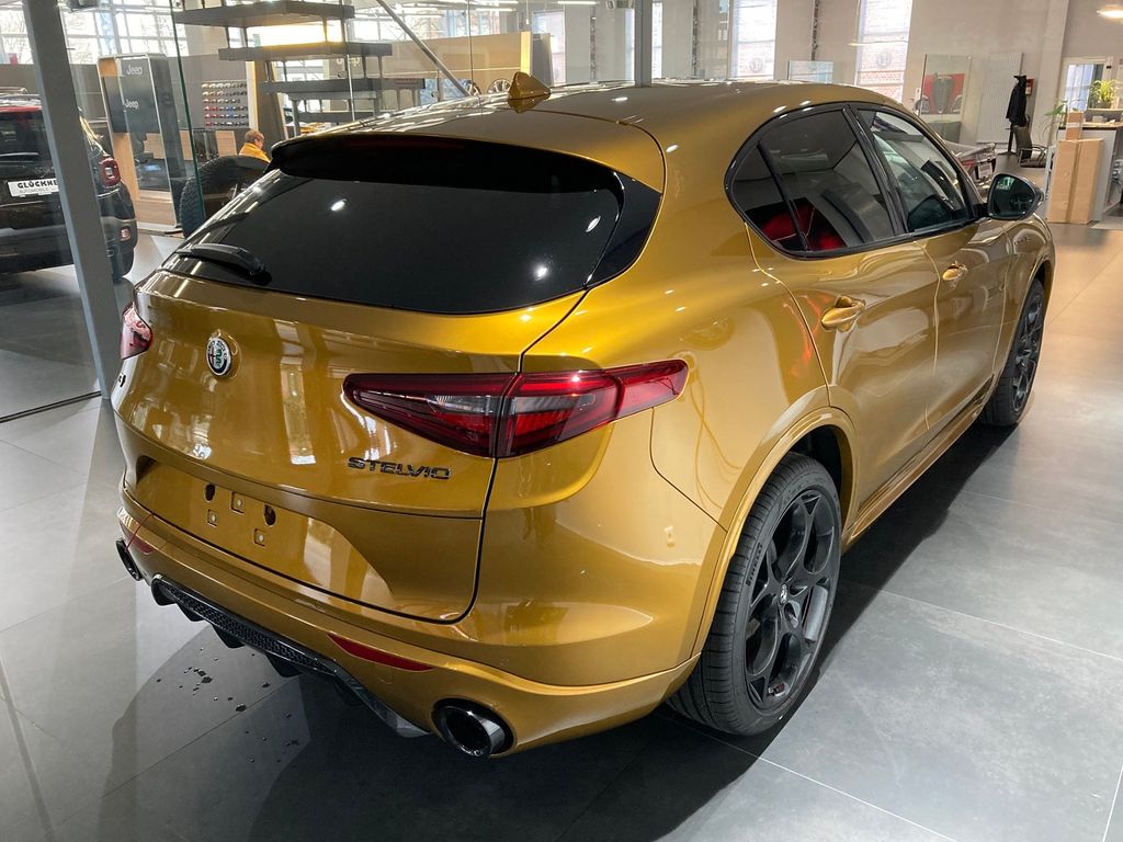Alfa Romeo Stelvio 2022