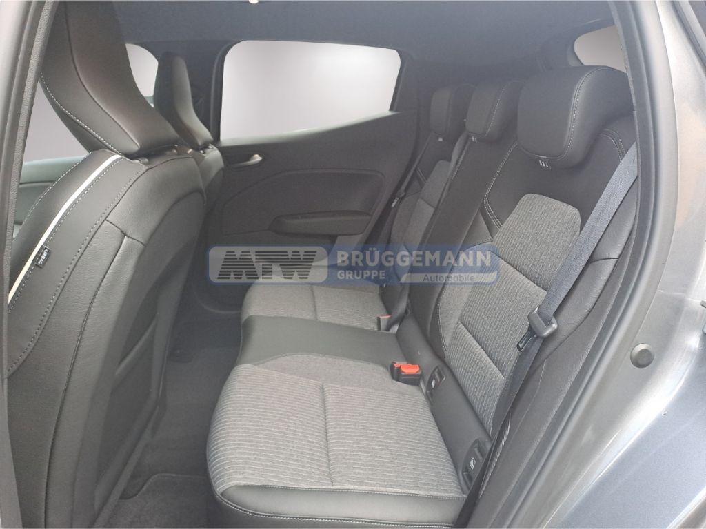 Mitsubishi Colt 2025