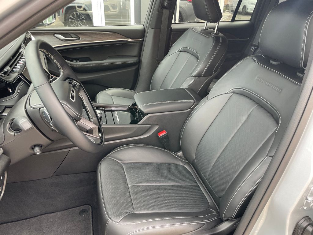 Jeep Grand Cherokee 2023