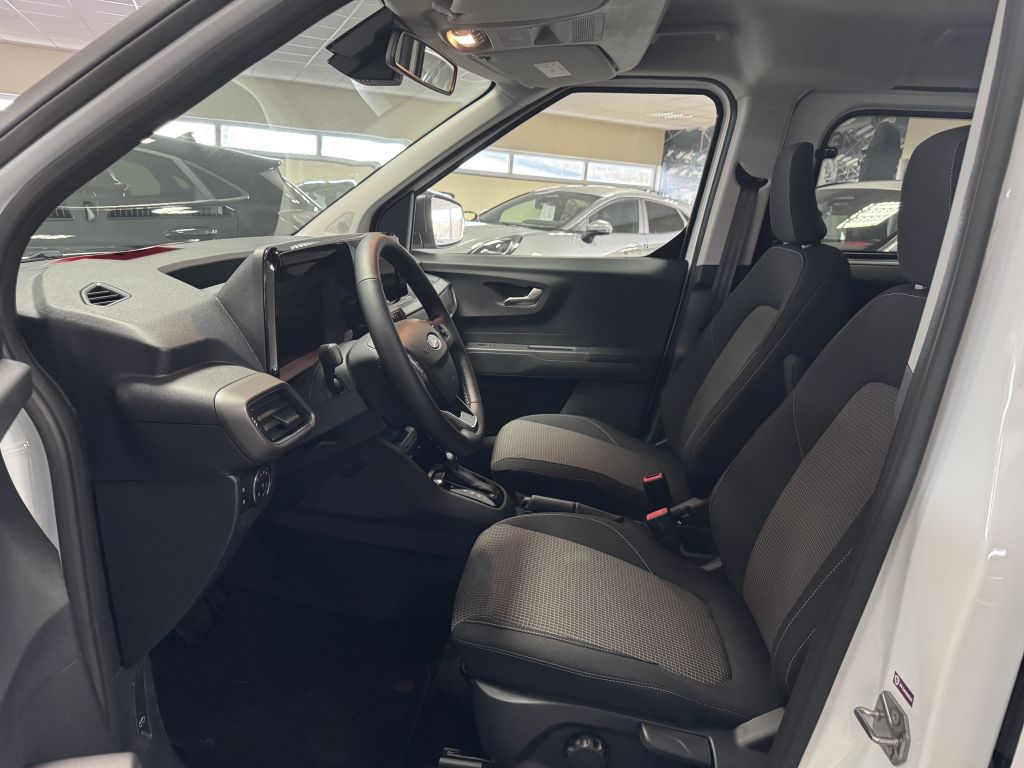 Ford Tourneo Courier 2024