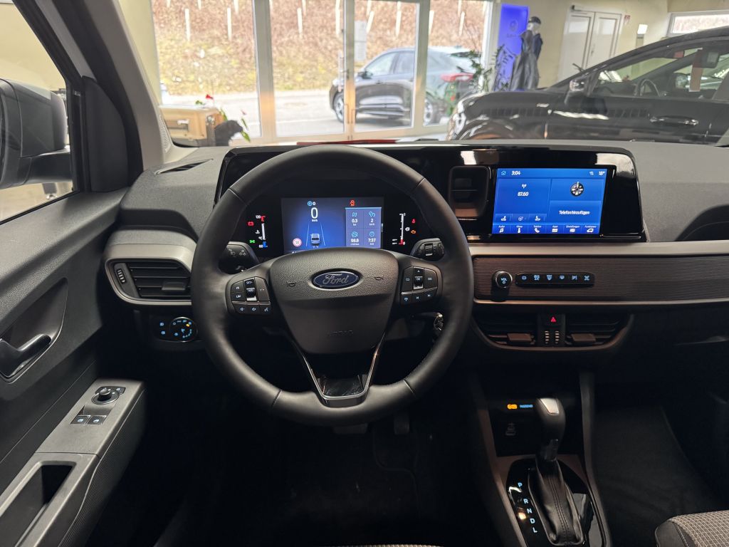 Ford Tourneo Courier 2024