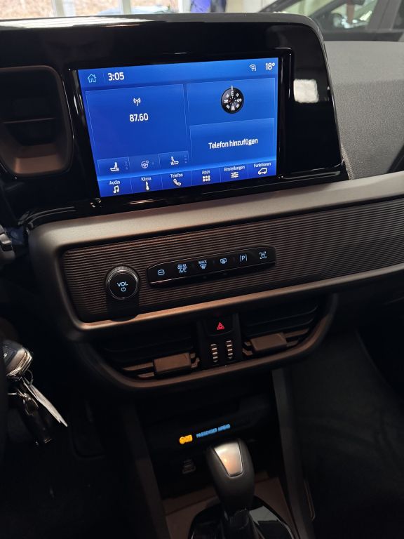 Ford Tourneo Courier 2024