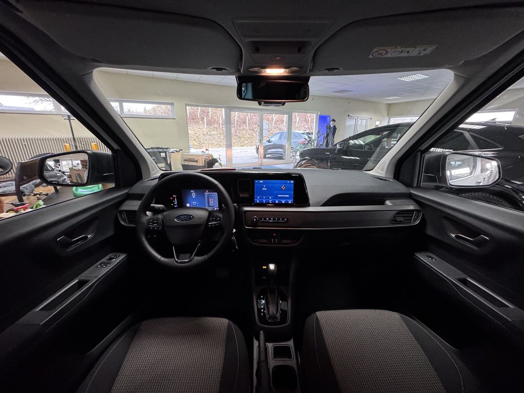 Ford Tourneo Courier 2024