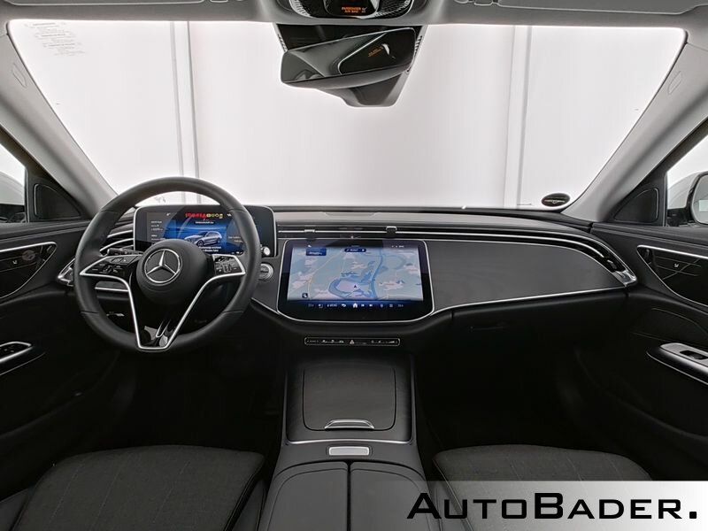 Mercedes-Benz E 300 2024