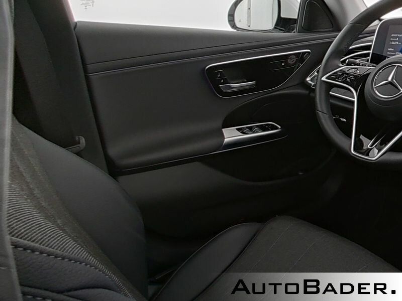 Mercedes-Benz E 300 2024