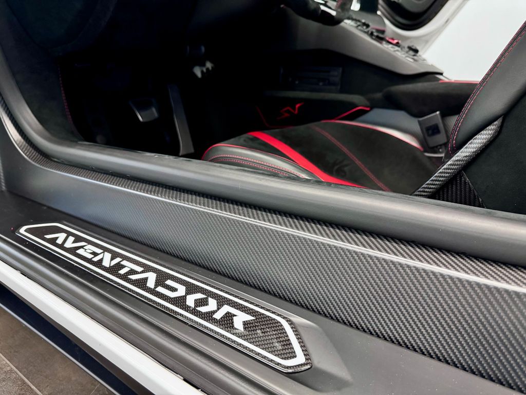 Lamborghini Aventador 2016