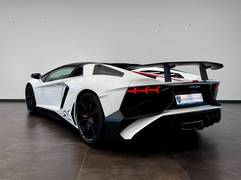 Lamborghini Aventador 2016