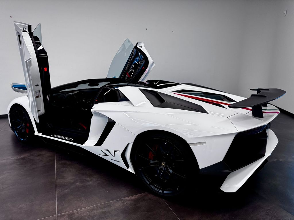Lamborghini Aventador 2016