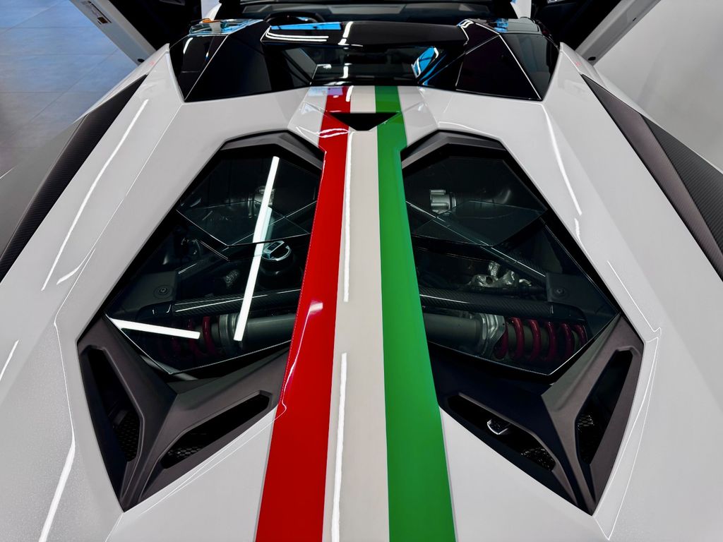 Lamborghini Aventador 2016