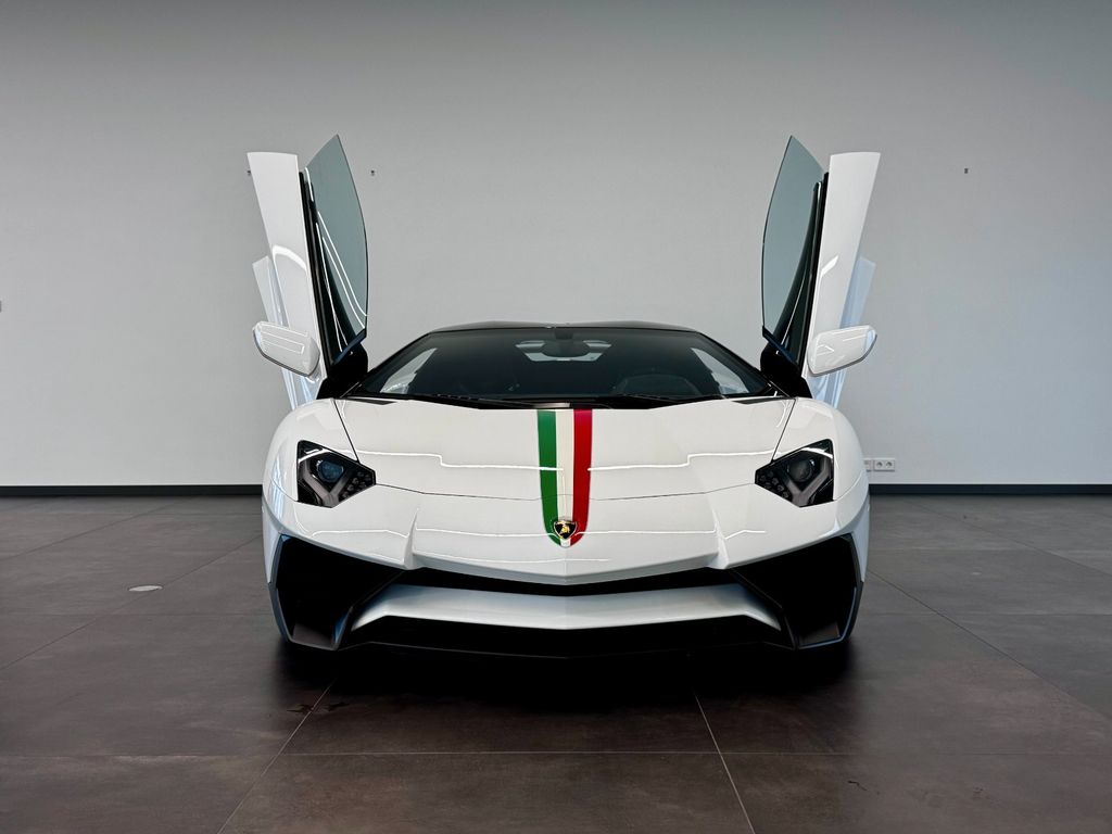 Lamborghini Aventador 2016