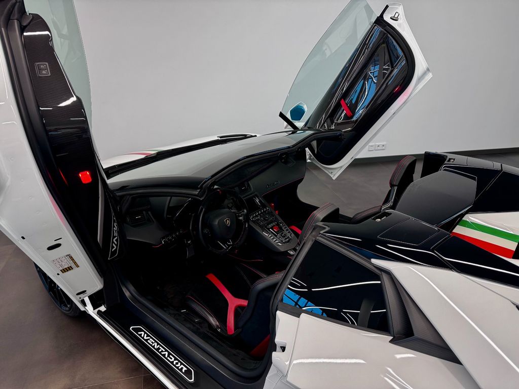 Lamborghini Aventador 2016