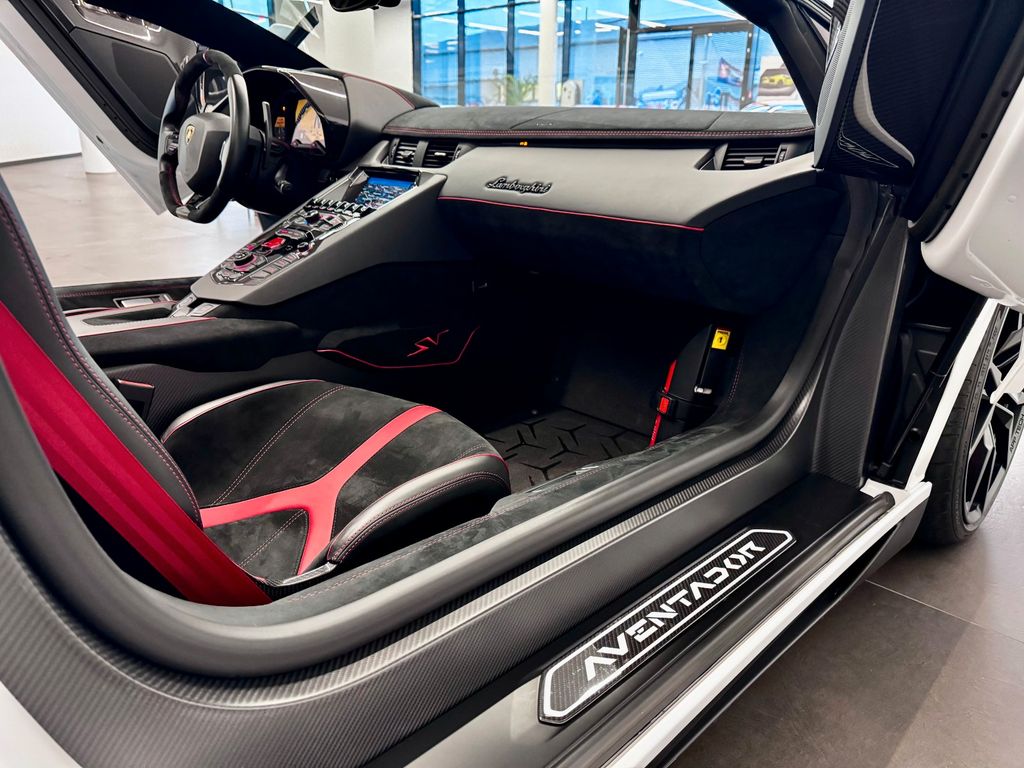 Lamborghini Aventador 2016