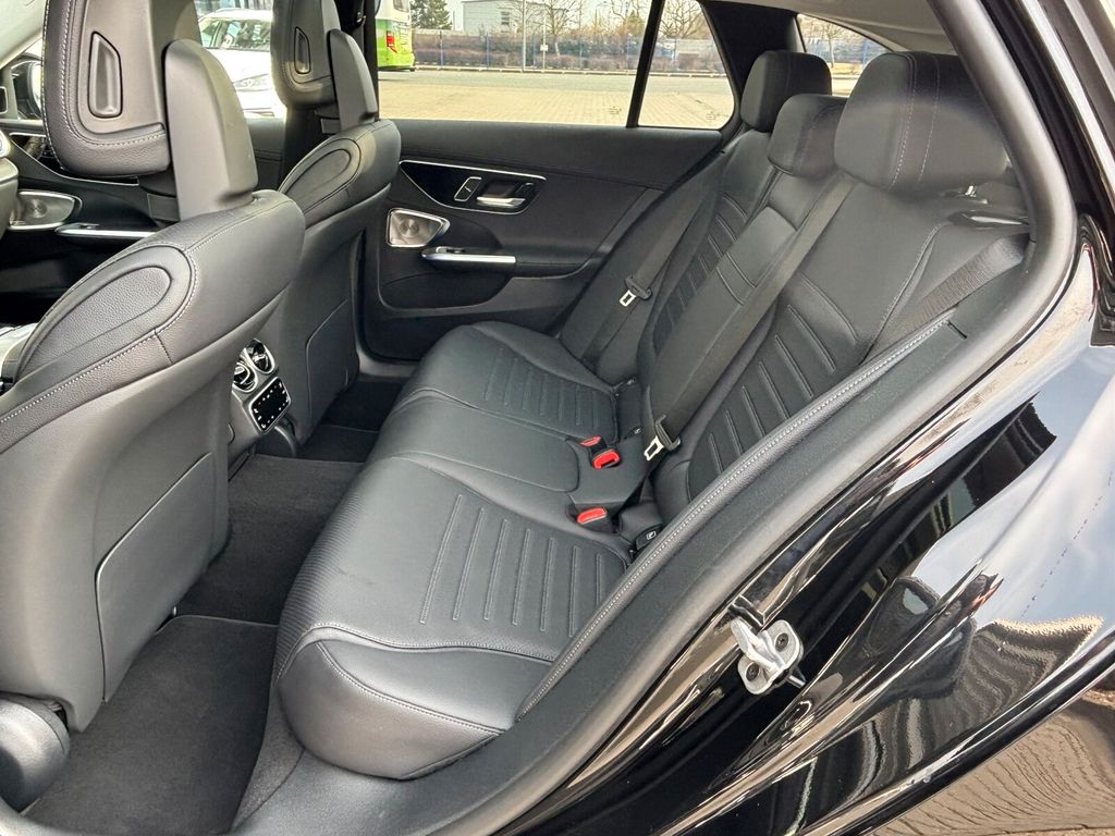 Mercedes-Benz C 300 2024