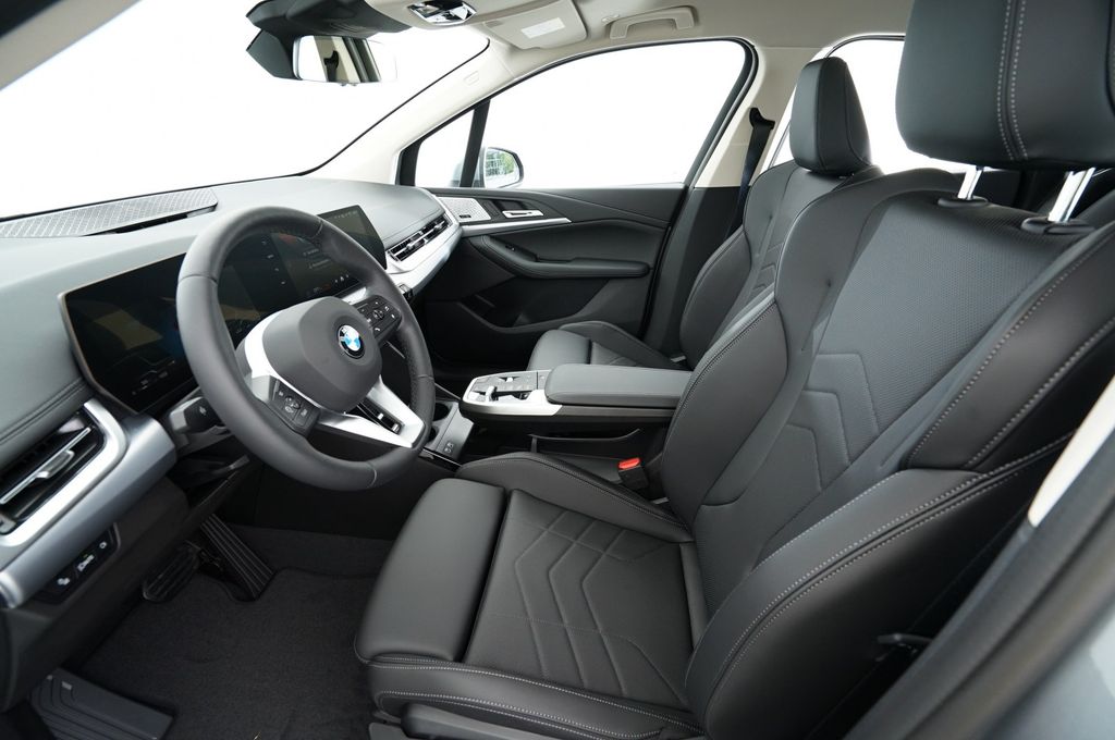 BMW 218 Active Tourer 2024
