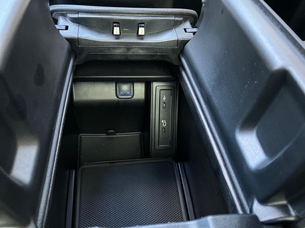 Mercedes-Benz EQV 2023