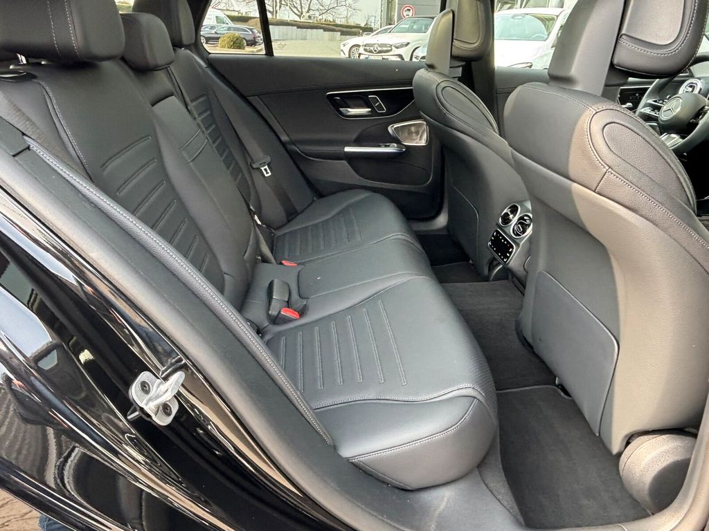 Mercedes-Benz C 300 2024