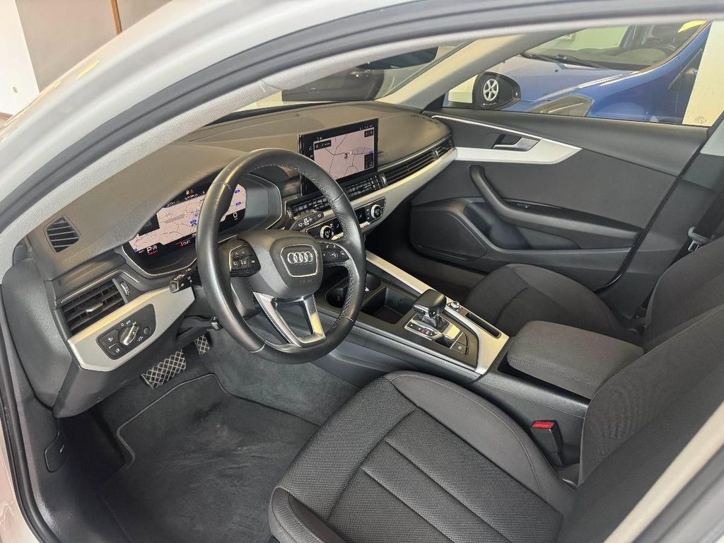 Audi A4 2021