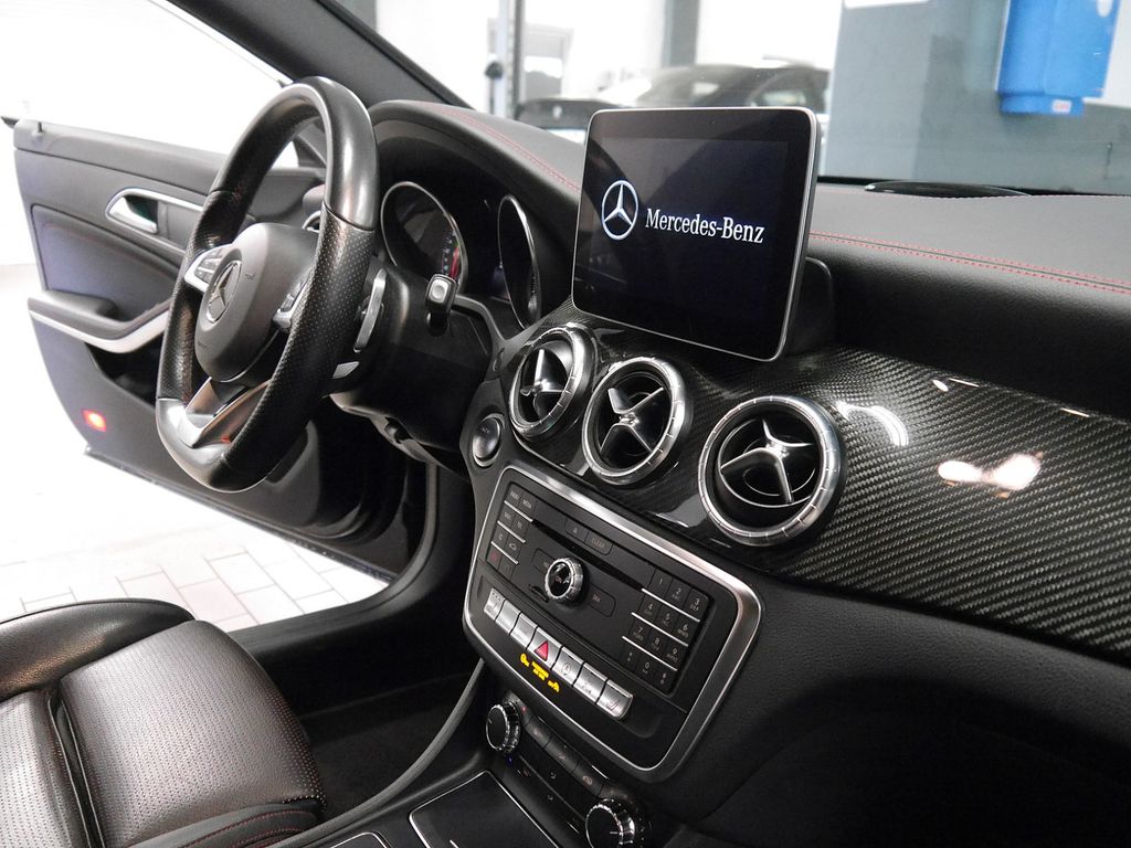 Mercedes-Benz CLA 220 2018