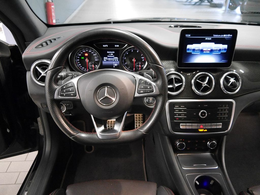 Mercedes-Benz CLA 220 2018