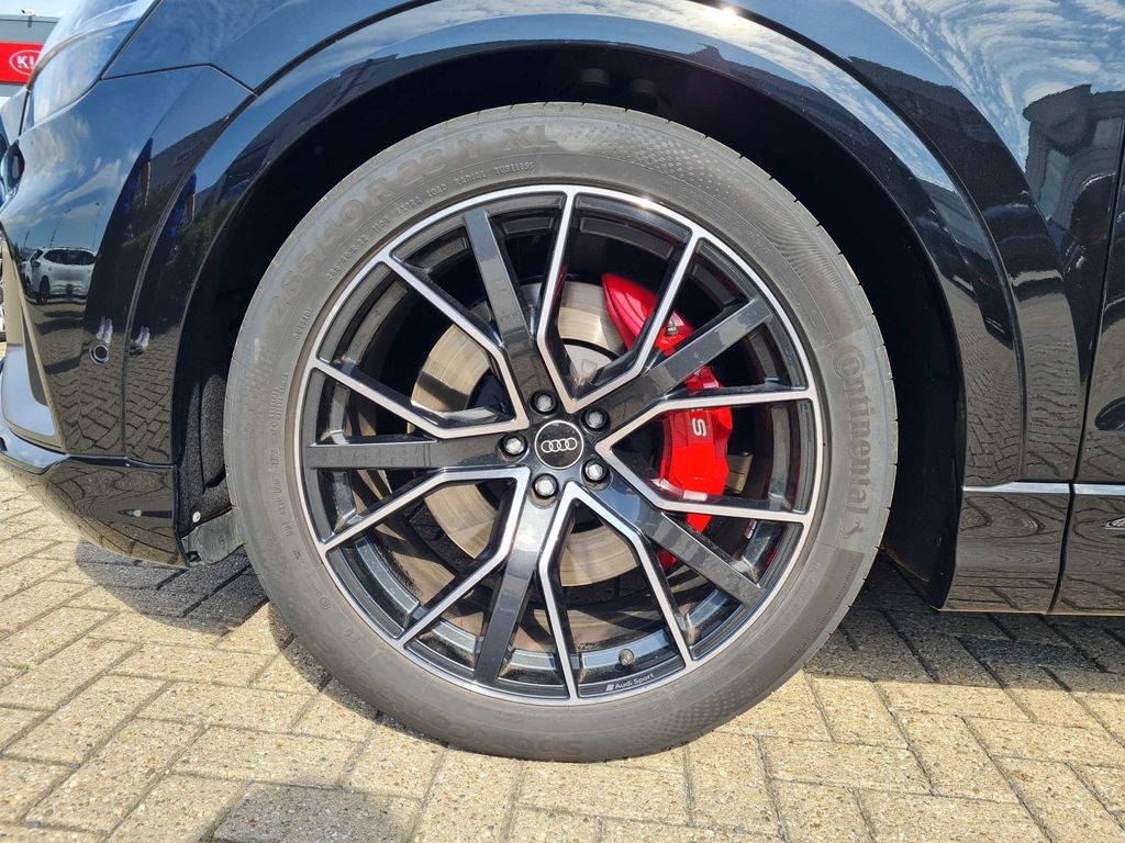 Audi SQ8 2023