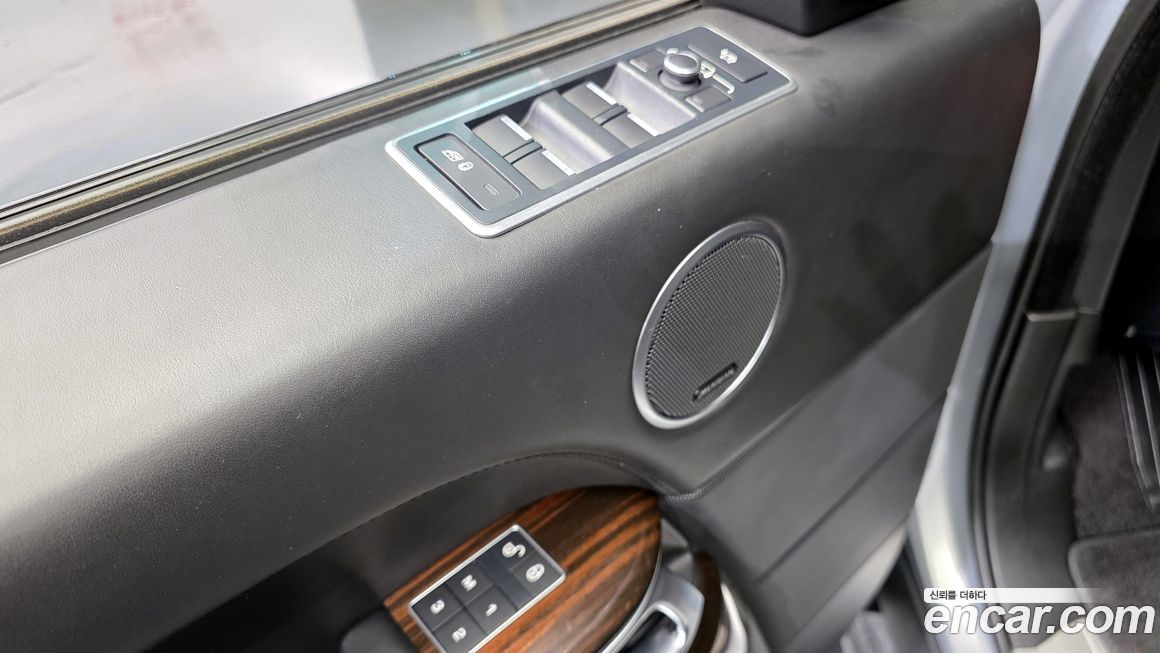 Land Rover Range Rover 2016