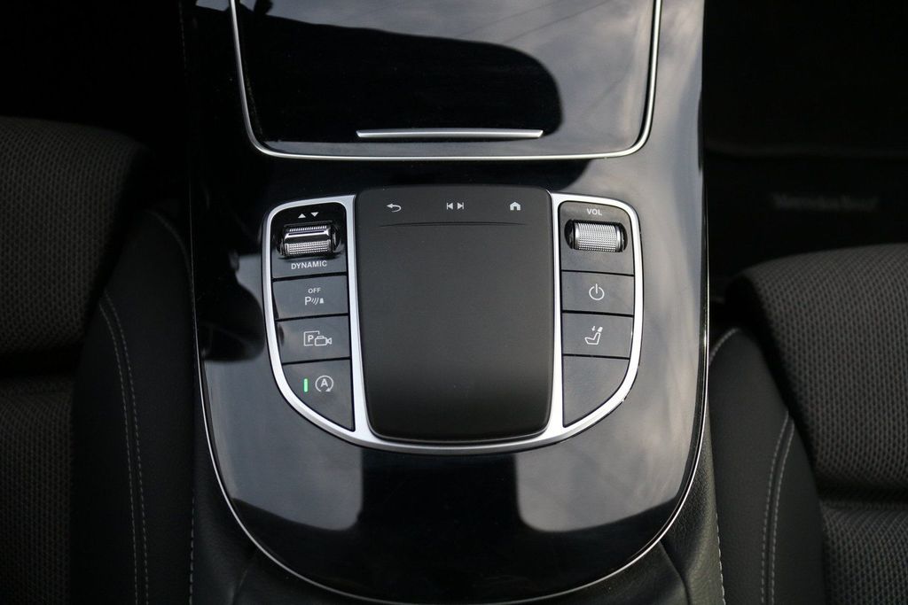 Mercedes-Benz E 200 2020