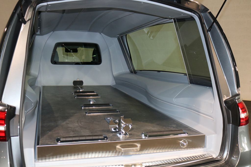 Mercedes-Benz E 200 2020