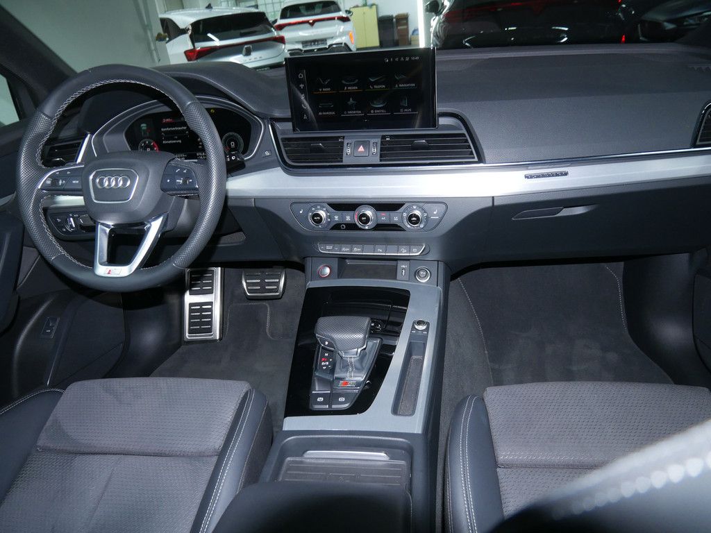 Audi SQ5 2022