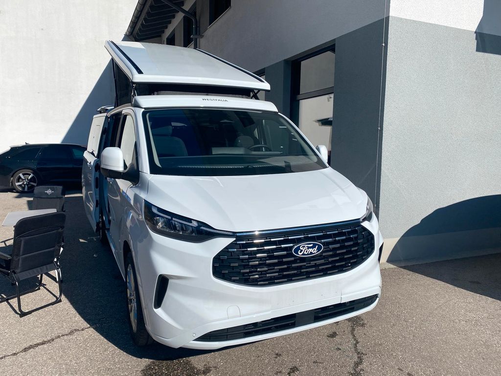 Ford Tourneo Custom 2025