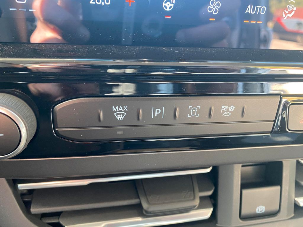 Ford Tourneo Custom 2025