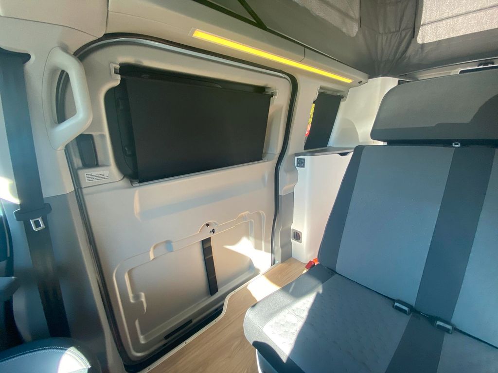 Ford Tourneo Custom 2025