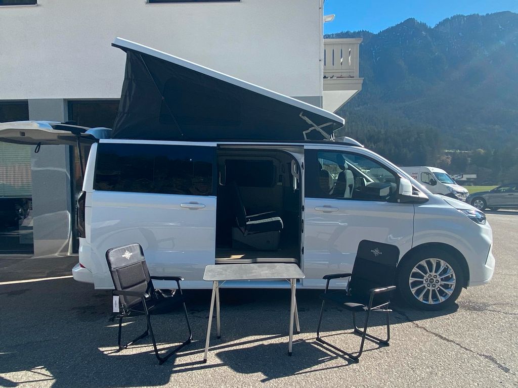 Ford Tourneo Custom 2025