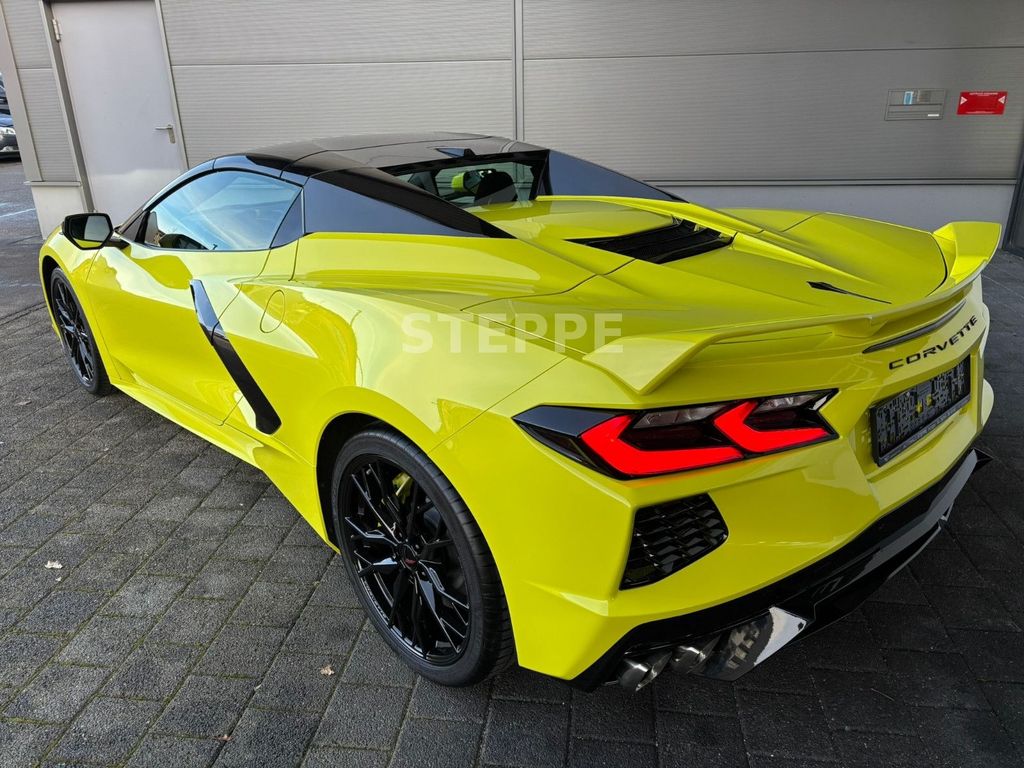 Corvette C8 2025