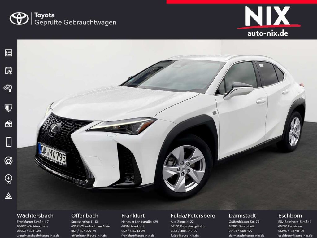 Lexus UX 2024
