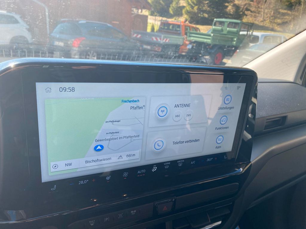 Ford Tourneo Custom 2025