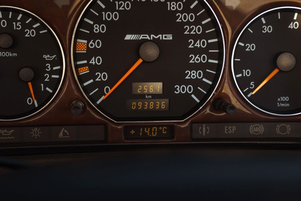 Mercedes-Benz SL 70 AMG 1996