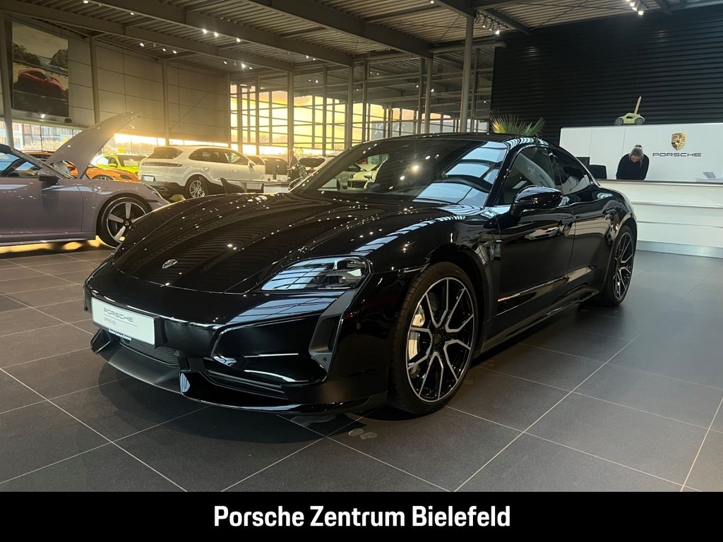 Porsche Taycan 2025