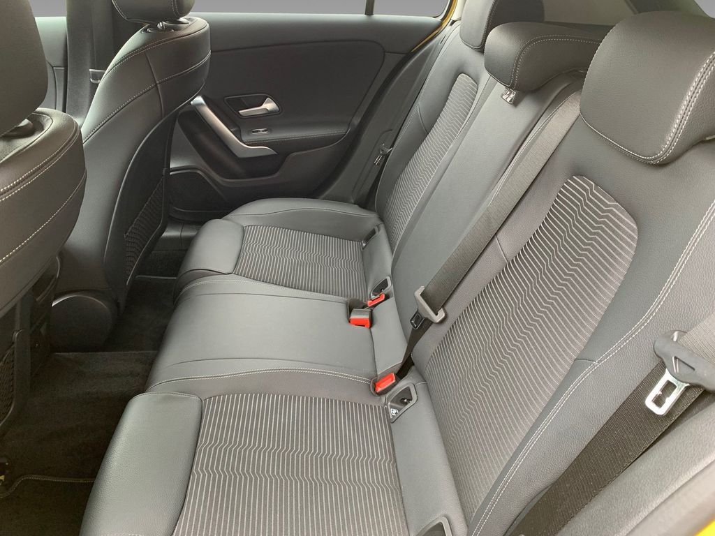 Mercedes-Benz A 250 2021