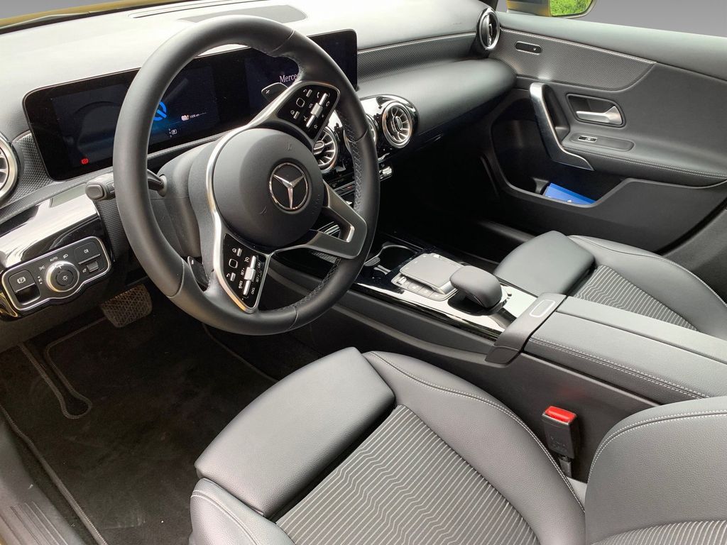 Mercedes-Benz A 250 2021